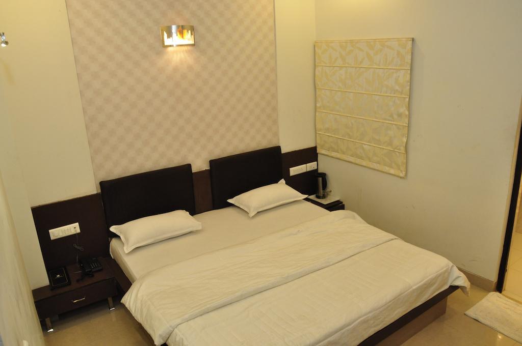 אגרה Hotel The Kamta מראה חיצוני תמונה