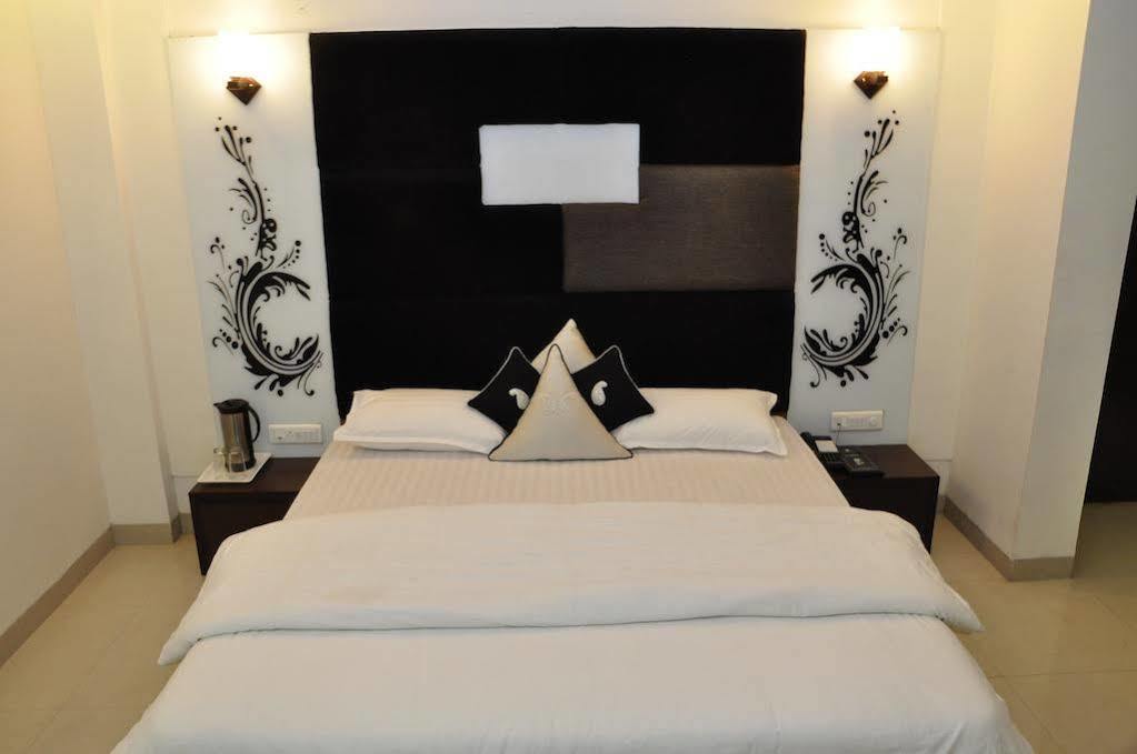 אגרה Hotel The Kamta מראה חיצוני תמונה